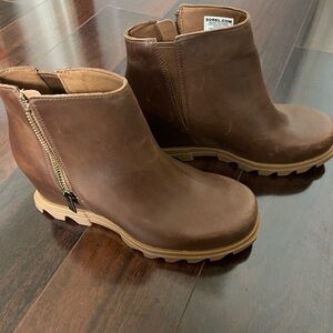 Sorel Women's Chocolate Brown Ankle Booties